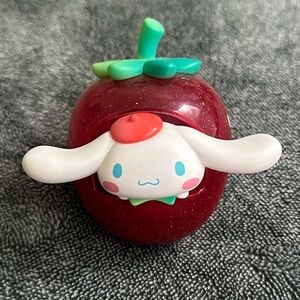 miniso sanrio strawberry cinnamoroll blind box figure